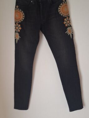 Unique Miss Me Black Skinny Jeans with Orange Floral Sz 28 Embroidery